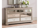 Jessica 3+4 Wide Chest - room